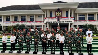Tugas Pokok TNI Selain Perang Adalah Mengatasi Terorisme